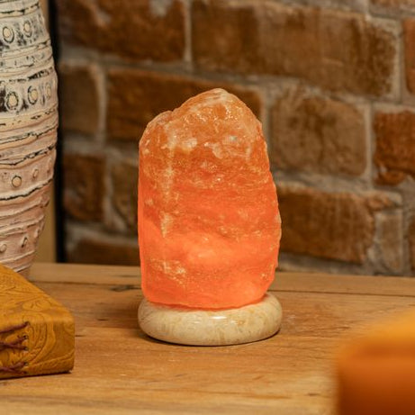 Lámpara de sal USB natural · NŪMEN MIND