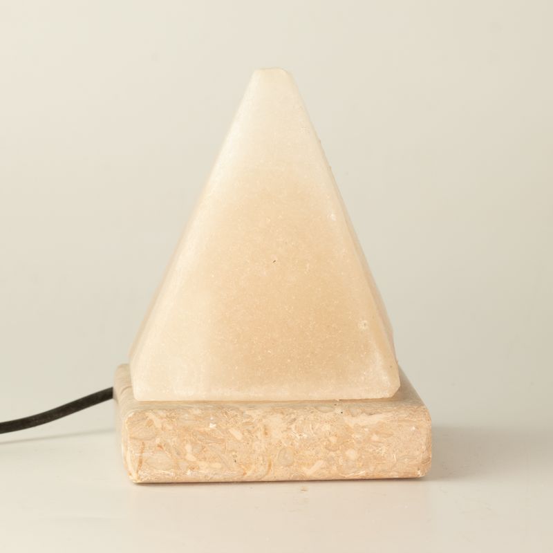 Lámpara de sal USB pirámide blanca · NŪMEN MIND