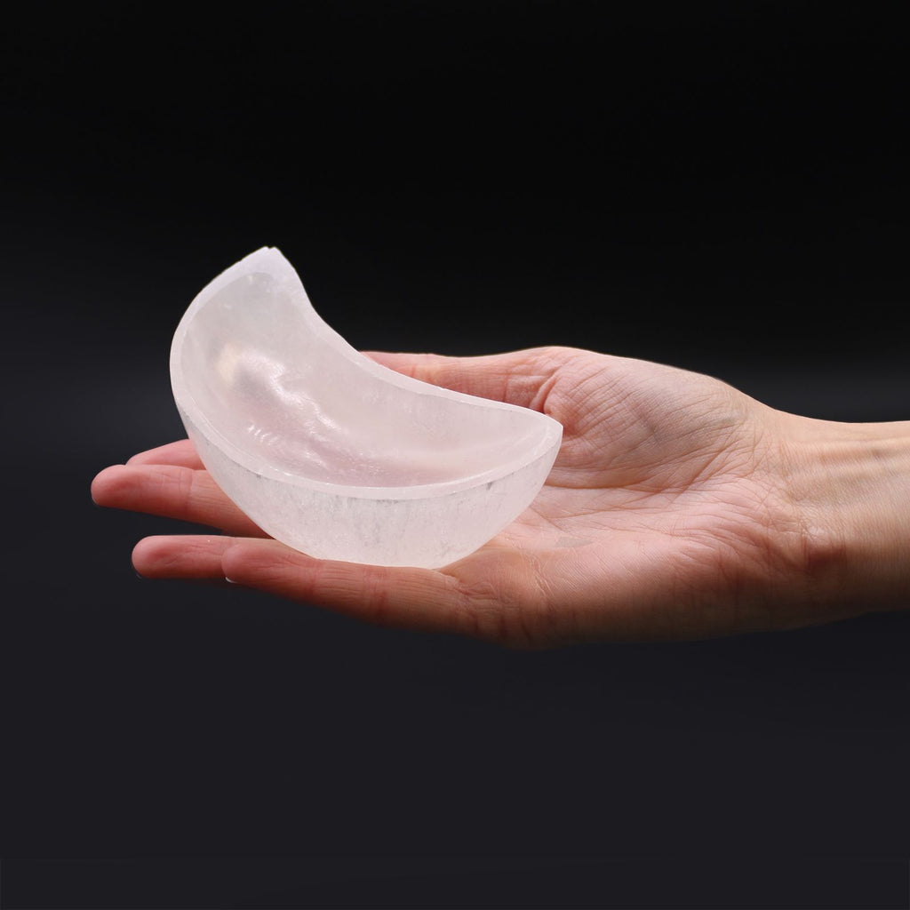 Cuenco de Selenita Luna 10 cm – NŪMEN MIND
