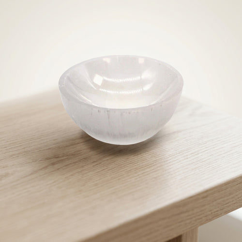 Cuenco de Selenita Redondo 8 cm – NŪMEN MIND
