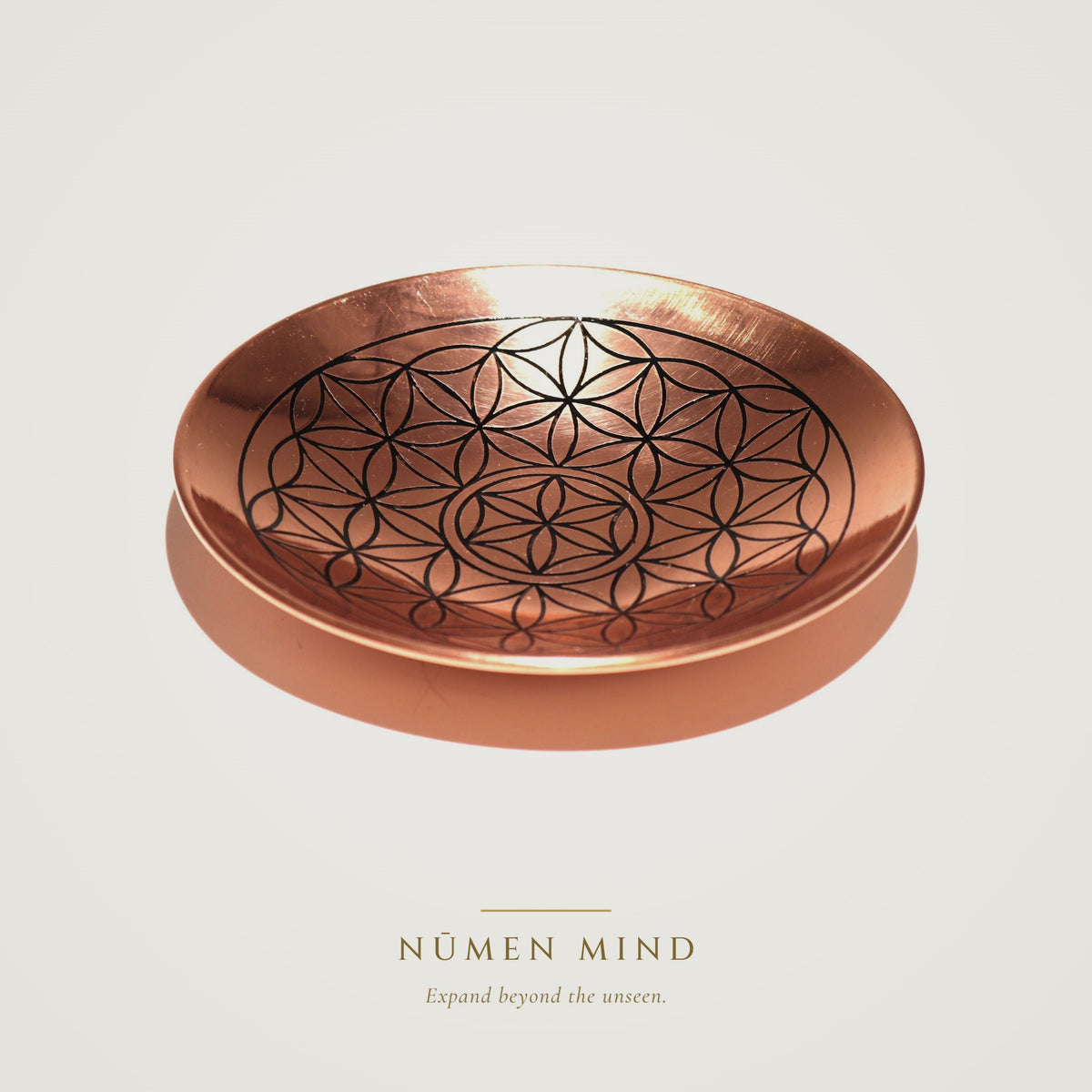 Plato de cobre Flor de la Vida · NŪMEN MIND