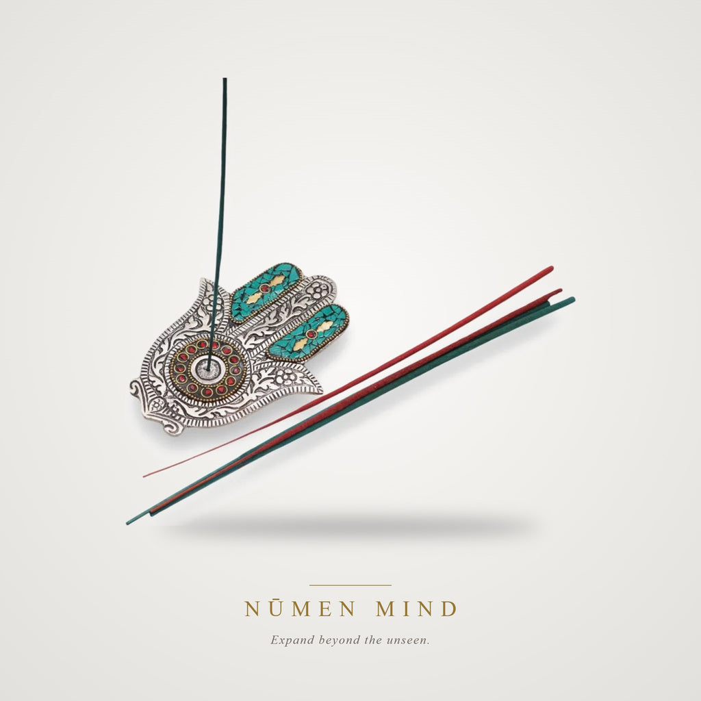 Porta Incienso Hamsa Verde · 13 cm – NŪMEN MIND