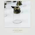 Vasos de chupito con animales del bosque en bronce · NŪMEN MIND