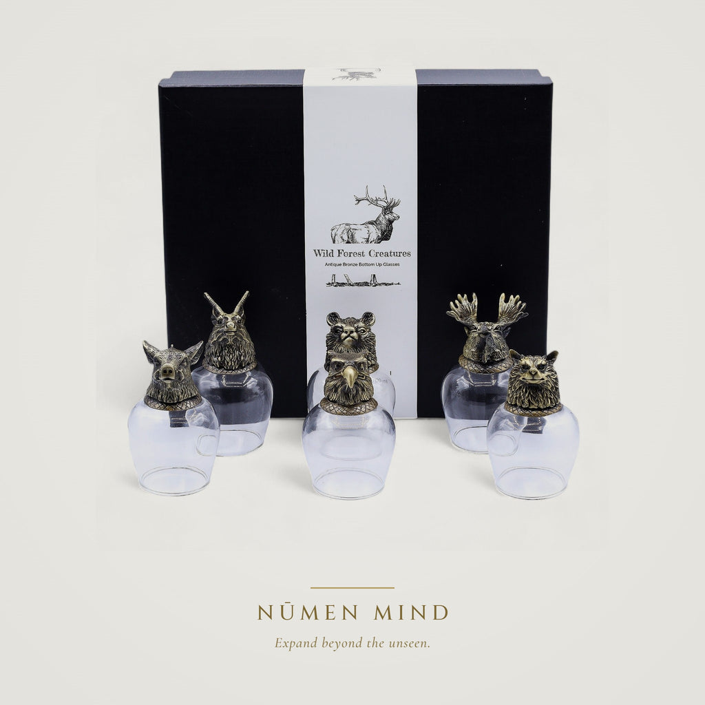 Copas con criaturas del bosque en bronce · NŪMEN MIND
